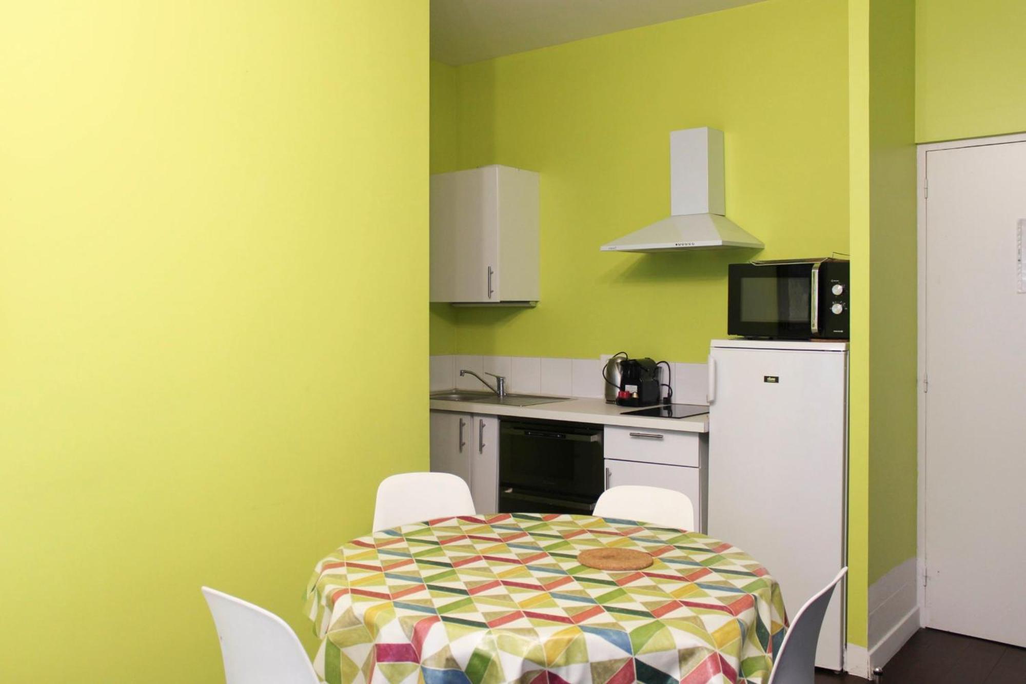 Colored Appt To Beaugrenelle * Parigi